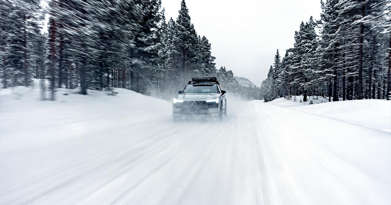 volvo ex30 elbil på vintern